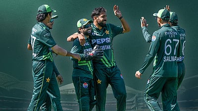 ஆஸி. தடுமாற்றம்: பாகிஸ்தான் வரலாற்று வெற்றி..! 