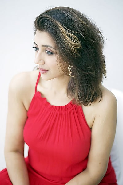 காலையில் மலரும் தாமரைப்பூ... ஸ்ரீனந்தா சங்கர்!