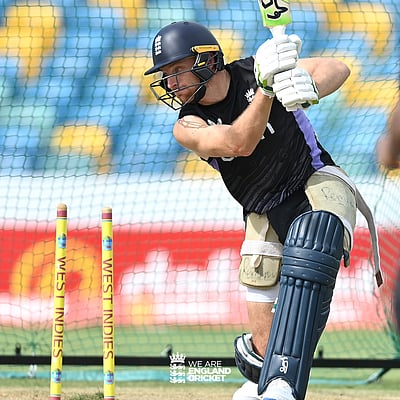 டி20 தொடருக்கான பயிற்சியில் இங்கிலாந்து வீரர்கள்!