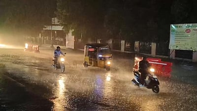 அடுத்த 3 மணிநேரத்துக்கு 4 மாவட்டங்களில் மழை!