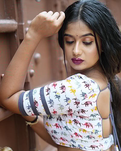 விழிச் சுடரே... செளந்தர்யா ரெட்டி!