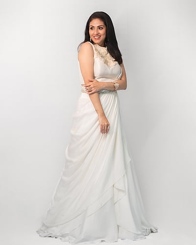 அண்டங்காக்கா கொண்டக்காரி... சதா!