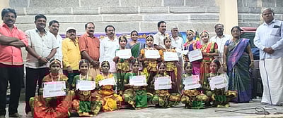 திருக்கோவிலூரில் ராஜராஜ சோழனுக்கு மணிமண்டபம்: 
சதய விழாவில் தீா்மானம்