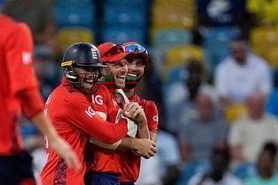 மே.இ. தீவுகளுடனான டி20: இங்கிலாந்துக்கு 2-ஆவது வெற்றி