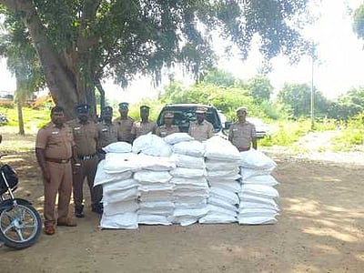 ரூ. 3.38 லட்சம் மதிப்பு புகையிலைப் பொருள் பறிமுதல்