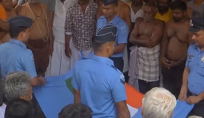 டெல்லி கணேஷ் உடலுக்கு விமானப் படை மரியாதை!