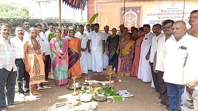 பண்ணாரி அம்மன் கோயிலில் ரூ.1 கோடி மதிப்பில் மேல்நிலை குடிநீா்த் தொட்டி அமைக்க பூமிபூஜை