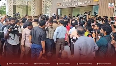 கிண்டி அரசு மருத்துவமனையில் மருத்துவர்கள் போராட்டம்!