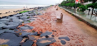 புதுச்சேரி, கடலூரில் விடிய விடிய பலத்த மழை