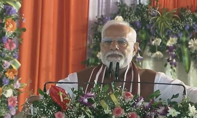 ஹிந்தி உள்பட இந்திய மொழிகளில் மருத்துவப் படிப்பு: மோடி