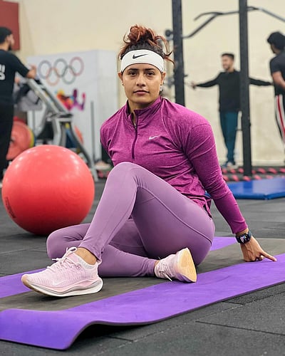 தங்க மங்கை..! அன்னு ராணி!