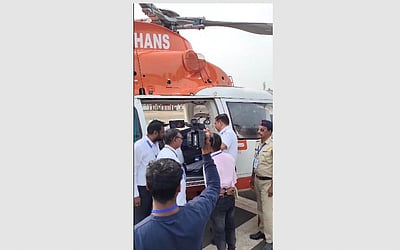 மத்திய அமைச்சர் அமித் ஷாவின் ஹெலிகாப்டரில் சோதனை