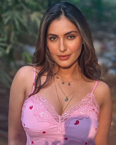 மான் விழியாள் சகுந்தலையாள்... ஷிவாங்கி வர்மா!