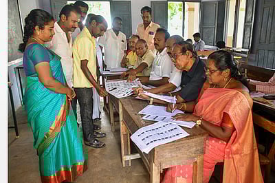 வரைவு வாக்காளர் பட்டியலில் பெயர் இல்லாதவர்கள் செய்ய வேண்டியது