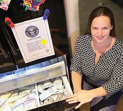 தாய்ப்பால் தானத்தில் கின்னஸ்  சாதனை..