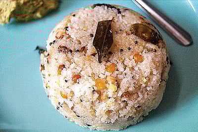 தேங்காய் அரிசி உப்புமா