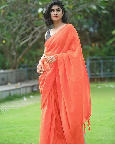 கண்ஜாடை... அஸ்வதி!