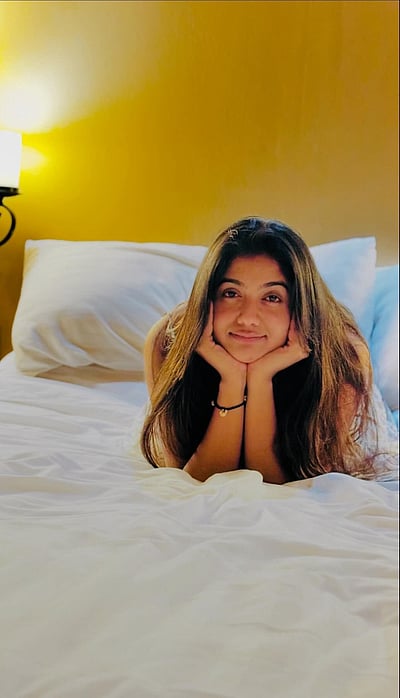 யாரது யாரது இடைவிடாமல் ரசிப்பது!