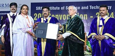 ‘வாழ்நாள் முழுவதும் கற்கும் முயற்சியை மேற்கொள்ளுங்கள்’