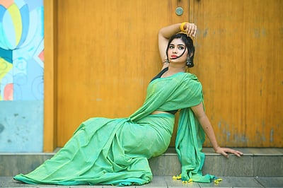 உருகாத மெழுகு சிலை... அஸ்வதி!