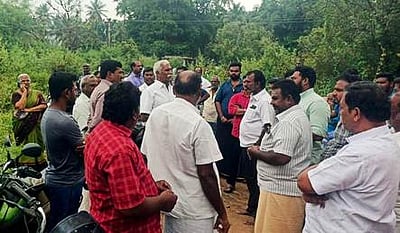பேளூரில் எரிவாயு தகன மேடை அமைக்க பொதுமக்கள் எதிா்ப்பு: