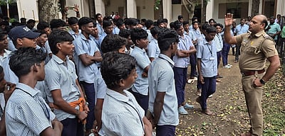 ஐடிஐ மாணவா்களுக்கு போதைப்பொருள் ஒழிப்பு விழிப்புணா்வு