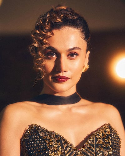 கனவிலிருந்து... டாப்ஸி பன்னு!