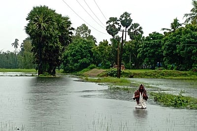 வேதாரண்யம் பகுதியில் கொட்டித் தீா்த்த மழை கோடியக்கரையில் 6 மணி நேரத்தில் 16 செ.மீ. பதிவு