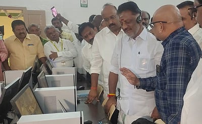 கல்லூரியில் ஆங்கில மொழித் திறன் ஆய்வகம் திறப்பு