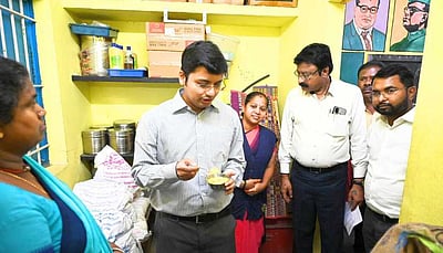 மத்திய மண்டலத்தில் ‘உங்களை தேடி உங்கள் ஊரில்’ திட்டம்: ஆட்சியா் கள ஆய்வு