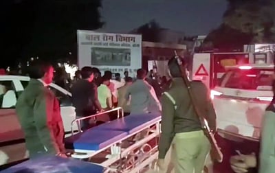 உ.பி. அரசு மருத்துவமனையில் தீ விபத்து: பலி எண்ணிக்கை 17ஆக உயர்வு!