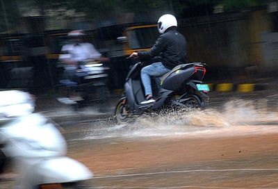 பிற்பகல் 1 மணி வரை 5 மாவட்டங்களில் மழை!