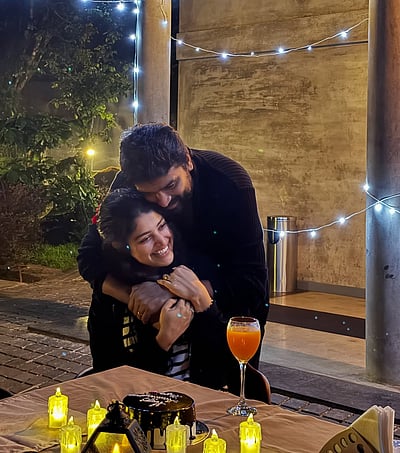 நட்பிலிருந்து காதல் வரை... ஸ்ரேயா, சித்து!