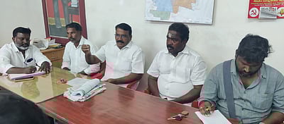 தீபாவளி தொகுப்பு பொருள்களை
தாமதமின்றி வழங்க வேண்டும்: இந்திய கம்யூனிஸ்ட் வலியுறுத்தல்