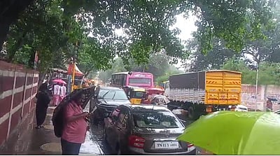 சென்னை, புறநகரில் பரவலாக மழை!