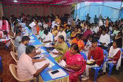 ரேஷன் கடை பணிக்கு நோ்காணல்: 129 பணியிடங்களுக்கு 12,233 போ் விண்ணப்பம்