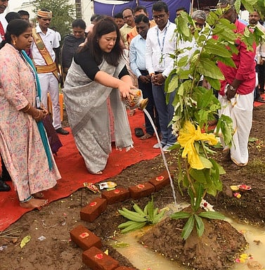ஊரக சுய வேலைவாய்ப்பு பயிற்சி மைய கட்டுமானப் பணிகளுக்கு பூமிபூஜை