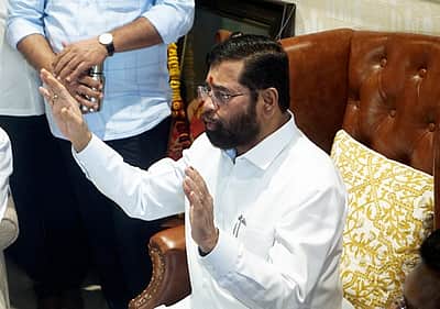 முதல்வர் யார்? பிரதமர் மோடி, அமித் ஷாவின் முடிவை ஏற்போம்: சிவசேனை