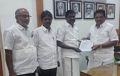 பலபத்திரராமபுரம் கால்நடை மருந்தகத்தை மருத்துவனையாக தரம் உயா்த்த கோரிக்கை