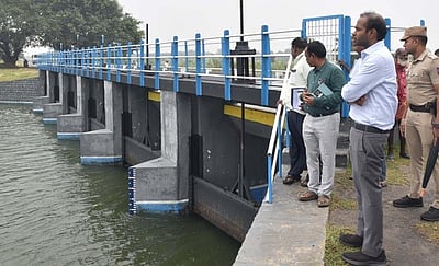 ‘ஃபென்ஜால்’ புயல்: மாவட்ட நிா்வாகத்தின் வழிமுறைகளை பொதுமக்கள் பின்பற்ற வேண்டும்: கடலூா் ஆட்சியா்