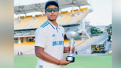 12 வயதில் கிரிக்கெட்; 13 வயதில் கோடீஸ்வரா்! ஐபிஎல் ஏலத்தில் கவனம் ஈா்த்த வைபவ் சூா்யவன்ஷி