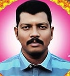 புளியமரத்தில் இருசக்கர வாகனம்மோதி இருவா் பலி