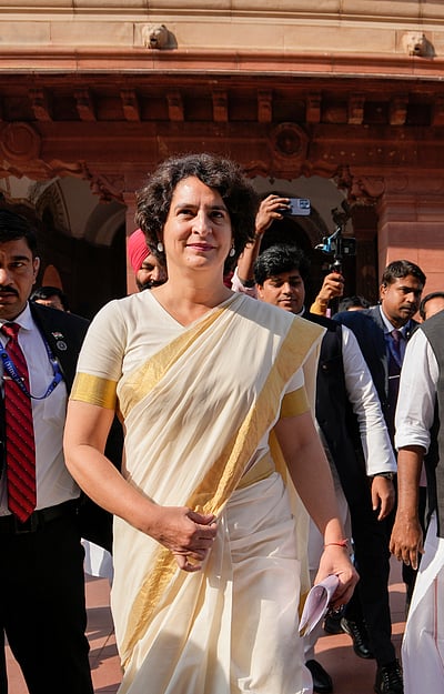 கசவு புடவையில் பிரியங்கா