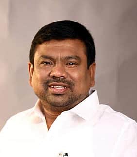 தொகுதி மறுசீரமைப்பு மசோதாவை திமுக எதிா்க்க வேண்டும்