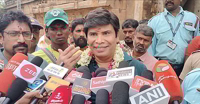 விஜய்க்கு அரசியல் கை கொடுக்கும்: ஆனந்த் ராஜ் பேட்டி