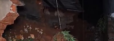 வீடுகளுக்குள் சரிந்து விழுந்த பாறை: 7 பேரின் நிலை என்ன?