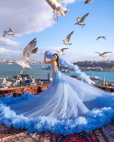 கடலோரக் கவிதை... சனா மக்பூல்!