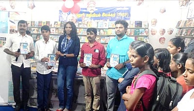 சேலம் புத்தகத் திருவிழாவில் 
‘அதிசய மோதிரம்’ என்ற புத்தகம் வெளியிடல்