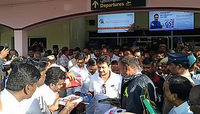 தமிழக துணை முதல்வா் 
உதயநிதி ஸ்டாலின் சேலம் வருகை