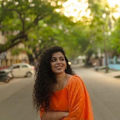 ஆரஞ்சு எச்சரிக்கை... பாடினி குமார்! 